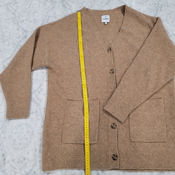 serra cardigan in size L brown 10%wool with pockets in front - Picture 6 of 10